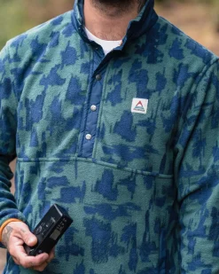 Fleece|Fleece>Passenger Adrift Recycled Polar Fleece Oak Patch Deep Ocean