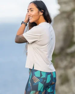 Tops & T-Shirts|Activewear><noscript><img width=