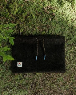 Accessories|Neckwear & Snoods>Passenger Ash Recycled Sherpa Fleece Snood Black