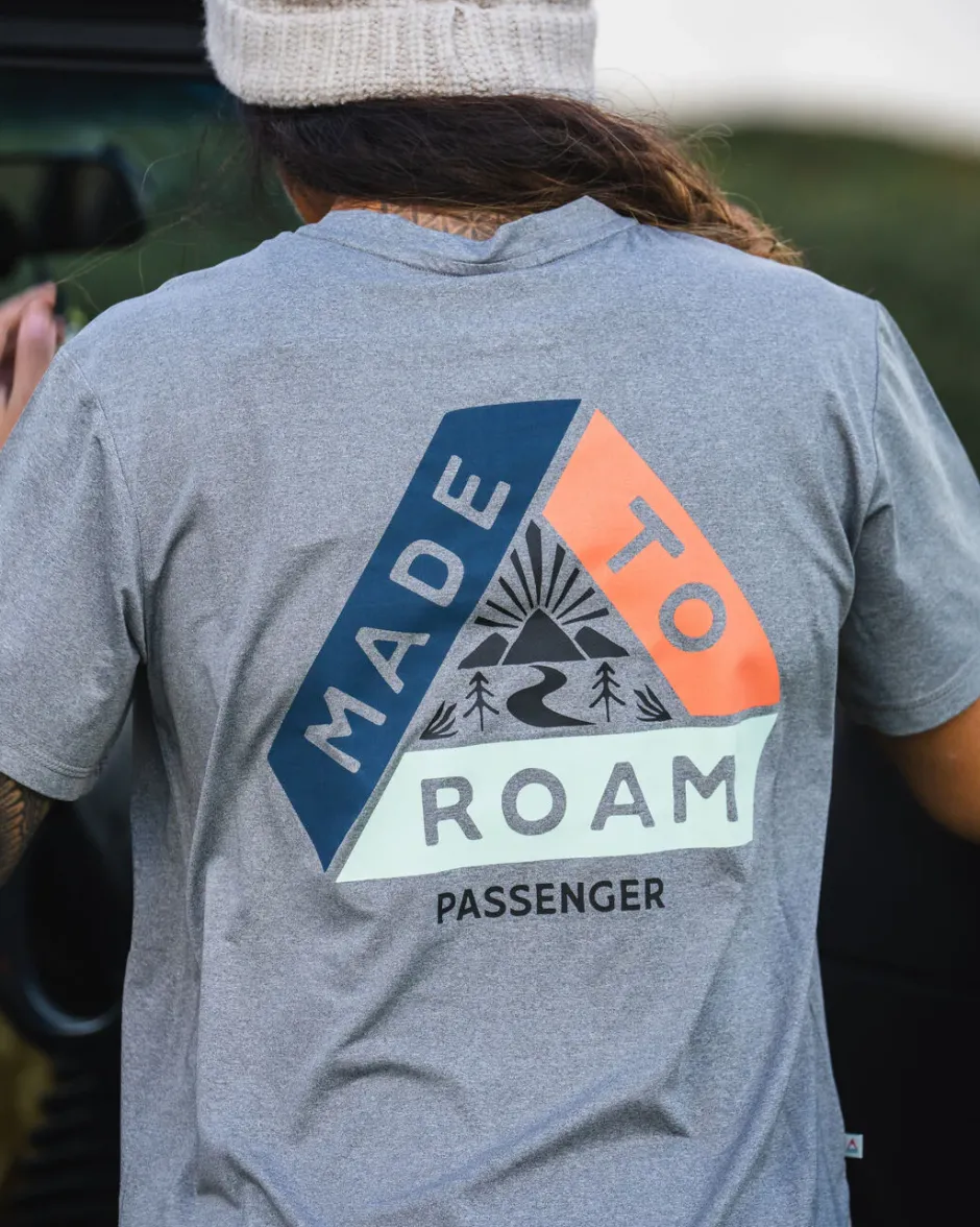 Tops & T-Shirts|Activewear>Passenger Aurora Recycled Active T-Shirt Grey Marl