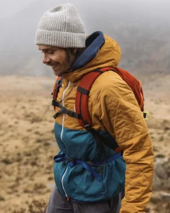 Water Resistant|Insulated><noscript><img width=