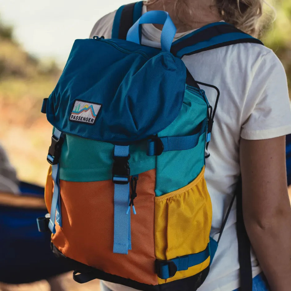 Backpacks & Bags|Backpacks & Bags>Floris van Bommel Boondocker Recycled 26L Backpack Multi Colour