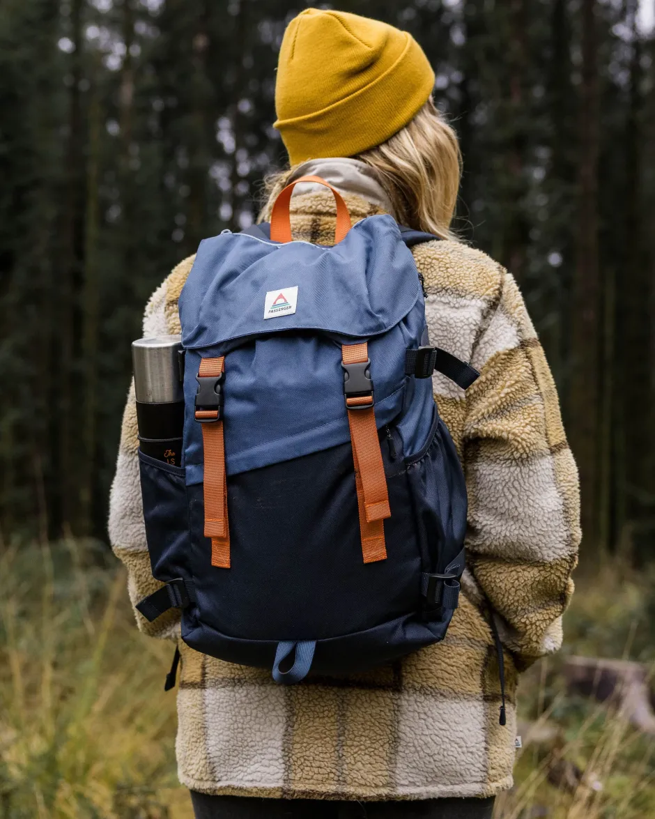 Backpacks & Bags|Backpacks & Bags>Passenger Boondocker Recycled 26L Backpack Dark Denim/ Deep Navy