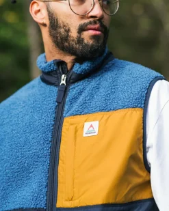 Fleece|Fleece><noscript><img width=