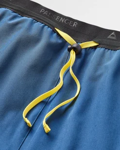 Shorts|Activewear><noscript><img width=