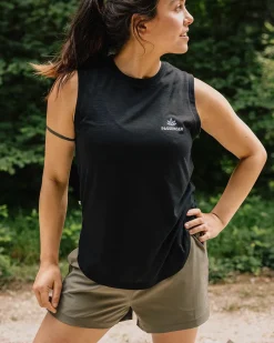 Shorts|Activewear><noscript><img width=