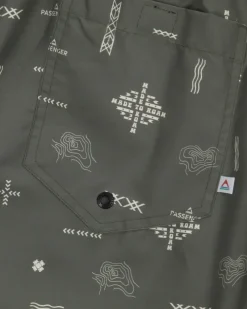 Shorts|Men's Outlet><noscript><img width=