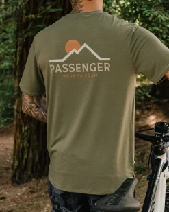 T-Shirts & Tank Tops|Activewear>Passenger Calling Active Recycled T-Shirt Dusty Olive