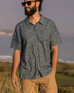 Shirts|Men's Outlet>Passenger Cove Organic Cotton Short Sleeve Shirt Blue Mini Geo