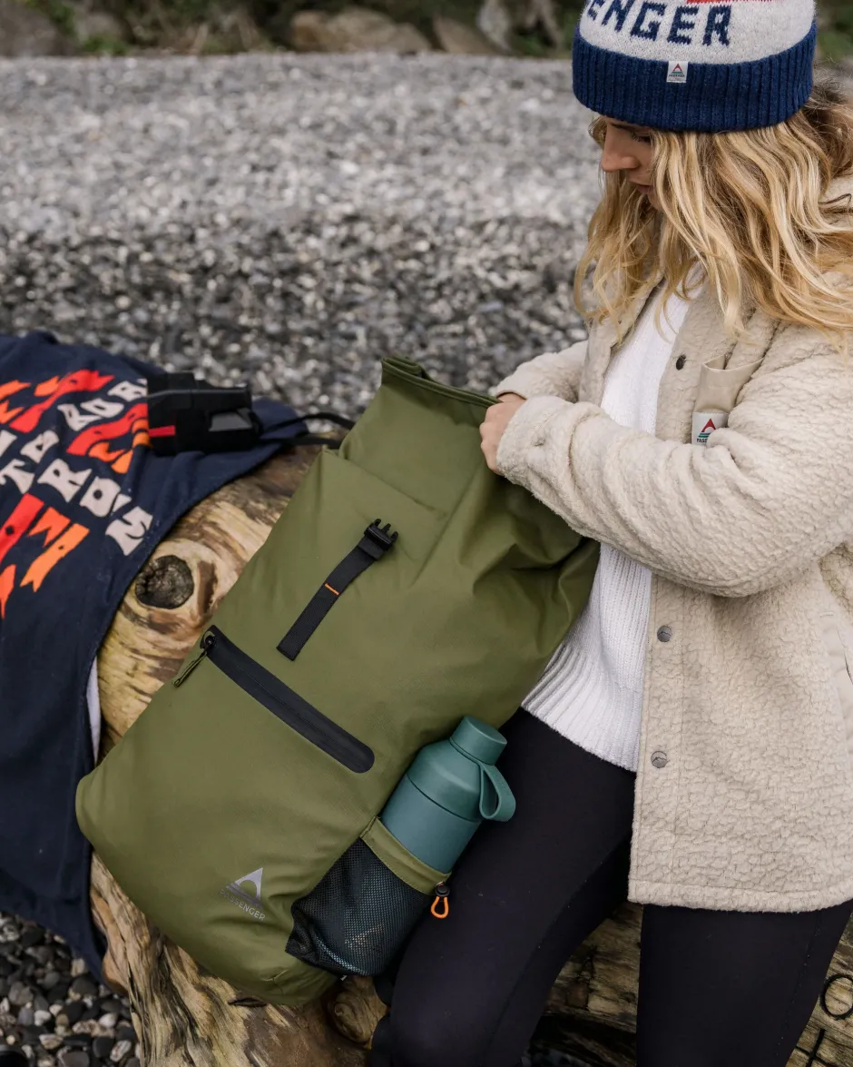Backpacks & Bags|Backpacks & Bags>Passenger Crossing Roll Top Backpack True Black/ Khaki