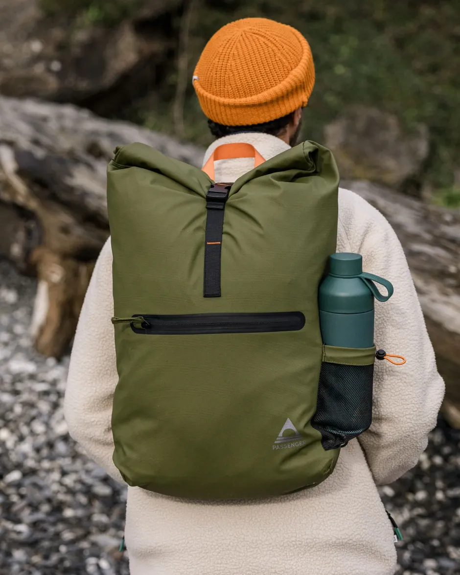 Backpacks & Bags|Backpacks & Bags>Passenger Crossing Roll Top Backpack True Black/ Khaki