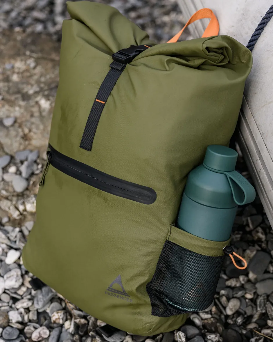 Backpacks & Bags|Backpacks & Bags>Passenger Crossing Roll Top Backpack True Black/ Khaki
