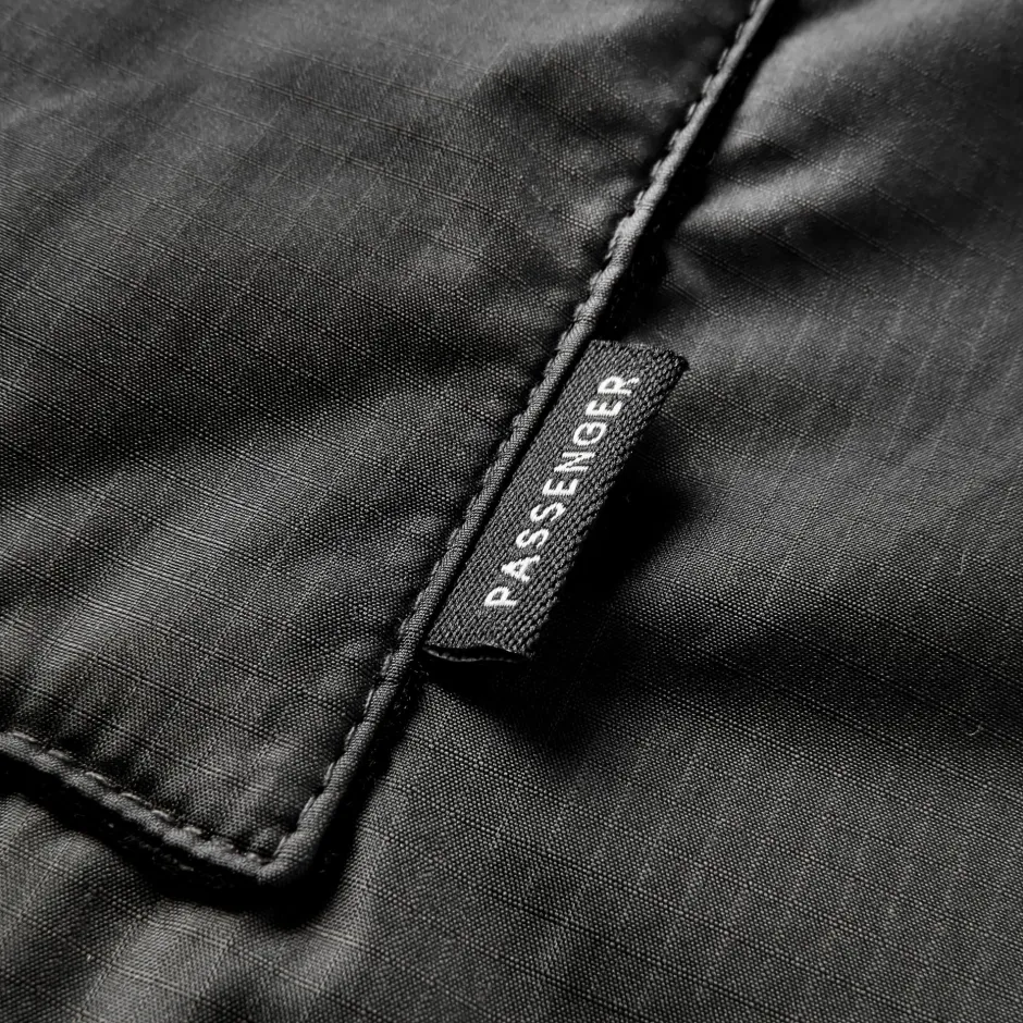 Outdoor Living|Outdoor Living>Floris van Bommel Escapism Recycled Sherpa Lined Changing Robe Black