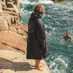 Surf Accessories|Surf Accessories>Floris van Bommel Escapism Recycled Towel Lined Changing Robe Black