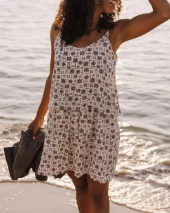 Dresses & Skirts|Women's Outlet><noscript><img width=