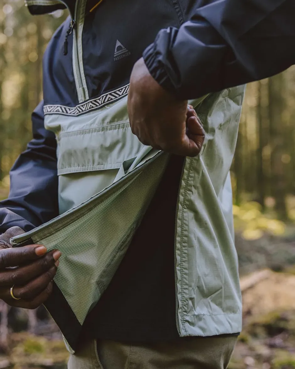 Water Resistant|Best Sellers>Passenger Flow 1/2 Zip Recycled Water Resistant Jacket True Black/Pistachio