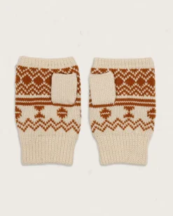 Gloves|Gloves><noscript><img width=