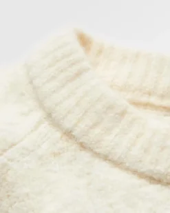 Knitwear><noscript><img width=