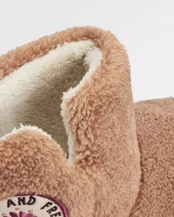 Winter Accessories|Slippers><noscript><img width=