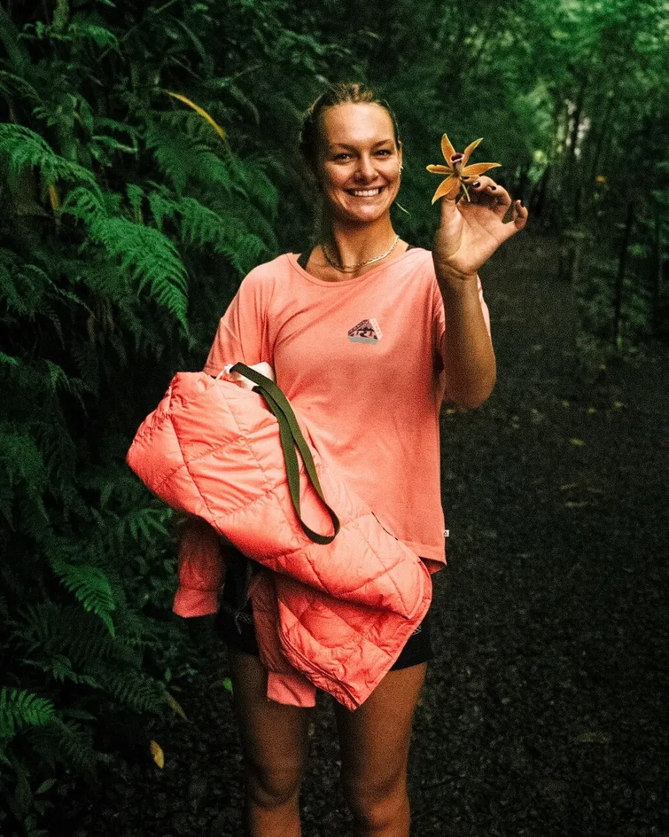 Activewear|Women's Outlet>Passenger Journey Recycled Active T-Shirt Shell Pink