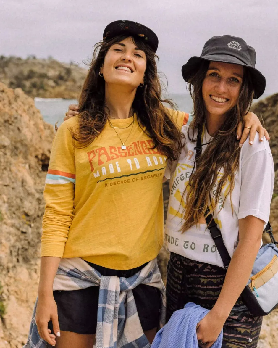 Tops & T-Shirts>Passenger La Sarena Recycled Cotton Oversized LS T-Shirt Ochre Yellow