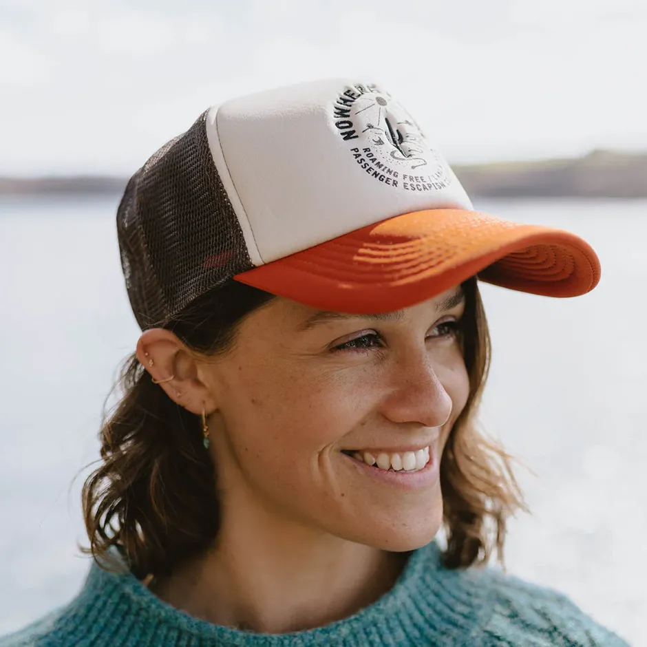 Accessories|Caps & Hats>Passenger Land Sea Snapback Trucker Cap Sunrise Orange