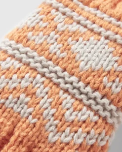 Gloves|Gloves><noscript><img width=