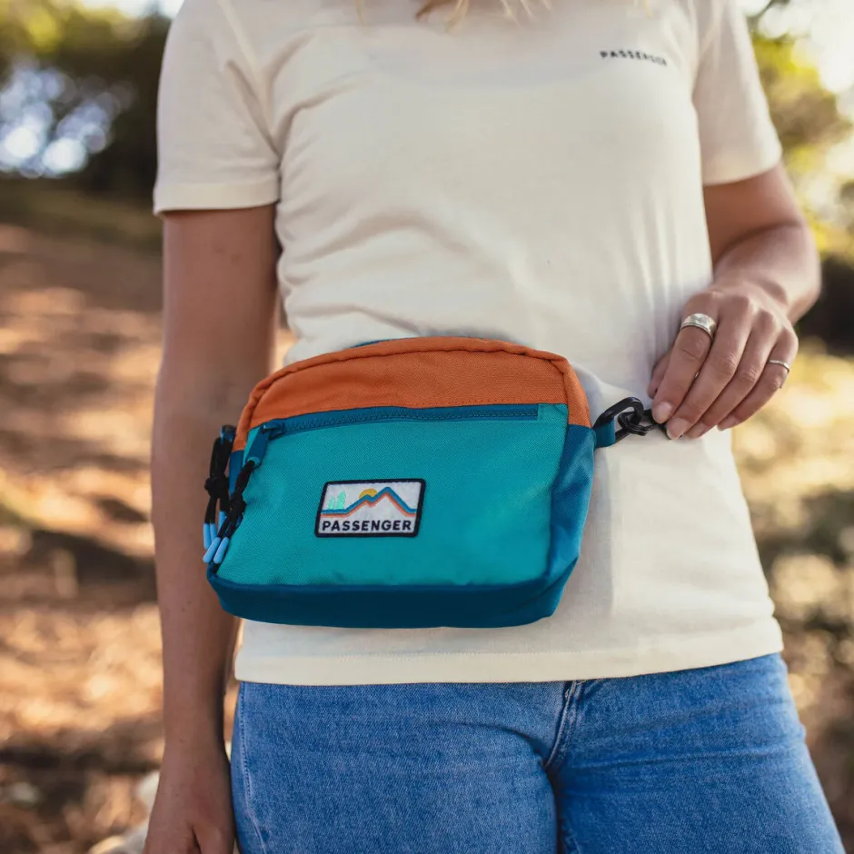 Backpacks & Bags|Backpacks & Bags>Passenger Mainland Recycled Hip Pack Multi Colour
