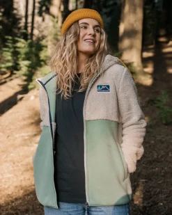 Fleece|Fleece><noscript><img width=