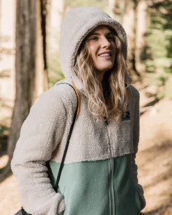 Fleece|Fleece><noscript><img width=