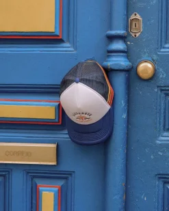 Accessories|Caps & Hats>Passenger Onda Snapback Trucker Cap True Blue