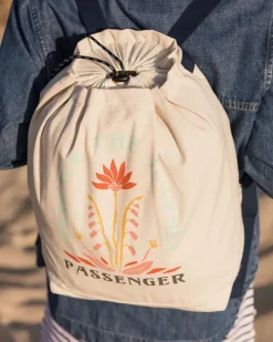 Accessories|Backpacks & Bags>Passenger Pico Organic Tote Backpack Off White