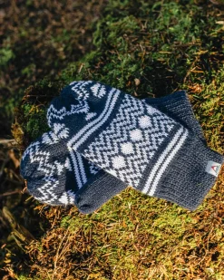 Gloves|Gloves><noscript><img width=
