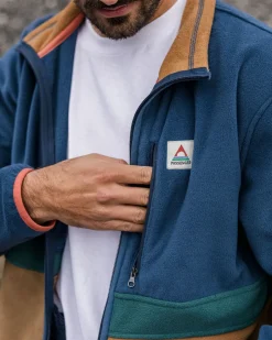 Fleece|Fleece><noscript><img width=