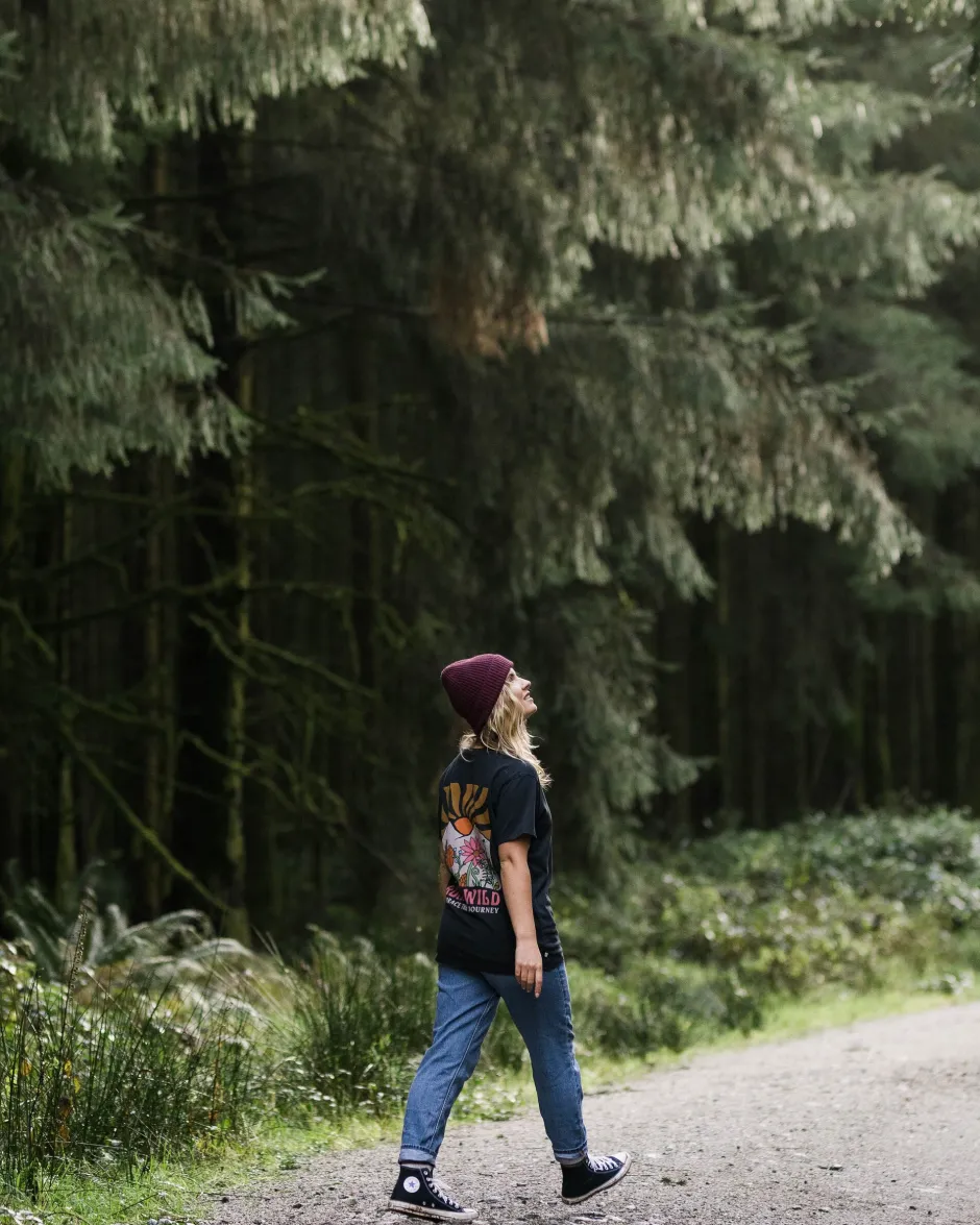Tops & T-Shirts|Winter Road Trip Essentials>Passenger Roam Wild Recycled T-Shirt Black