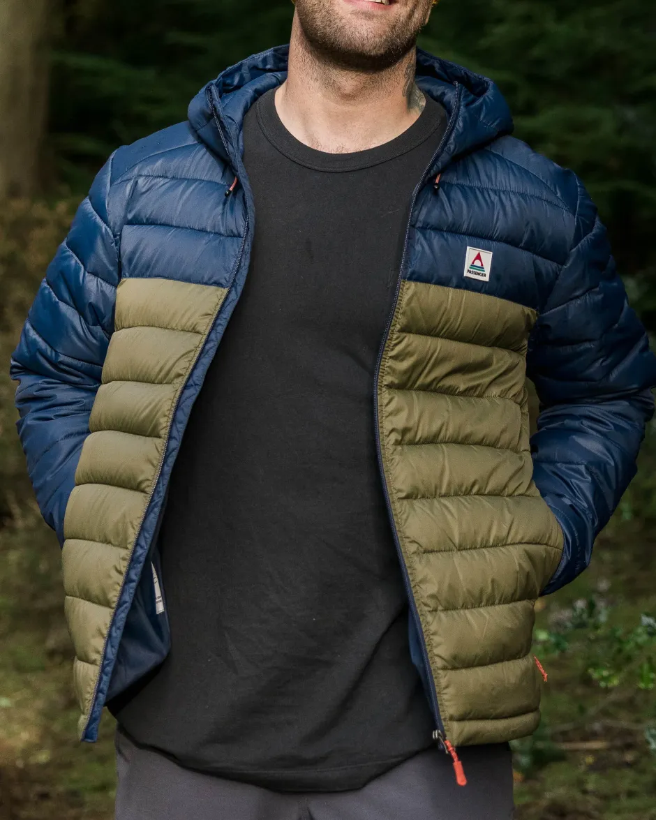 Insulated|Men's Outlet>Passenger Roamer Recycled 2.0 Insulated Jacket Rich Navy/Khaki