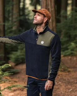 Fleece|Fleece><noscript><img width=