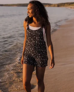 Shorts|Jumpsuits & Playsuits><noscript><img width=