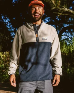 Fleece|Fleece><noscript><img width=