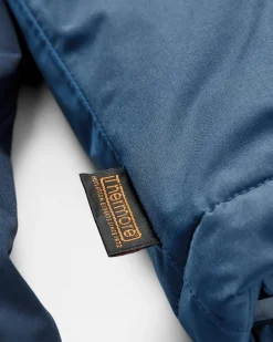 Water Resistant|Insulated><noscript><img width=