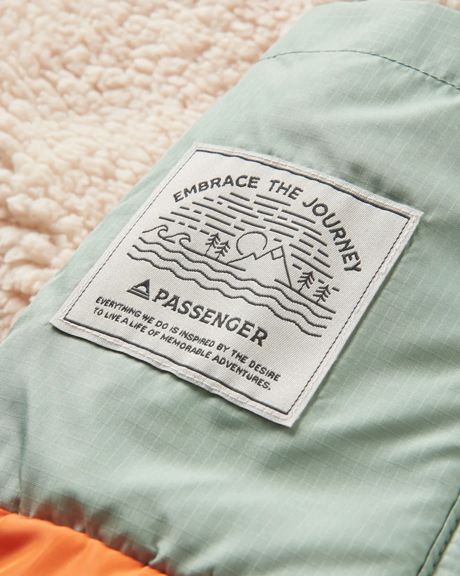 Insulated|Women's Outlet>Passenger Tasman Recycled 2.0 Long Insulated Jacket Pistachio