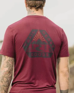 T-Shirts & Tank Tops|Activewear><noscript><img width=