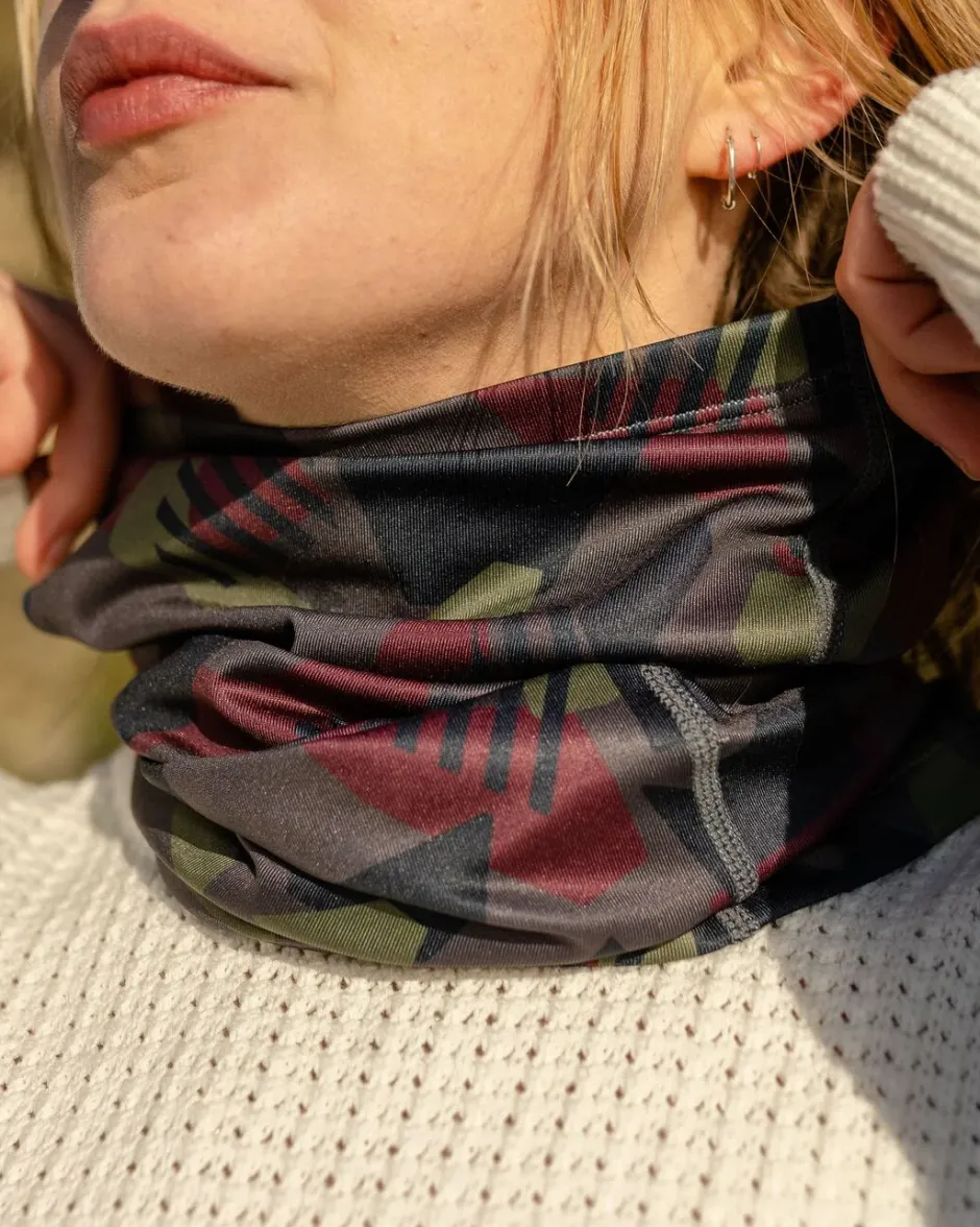 Accessories|Activewear>Passenger Trail Recycled Gaiter Charcoal Camo Pattern