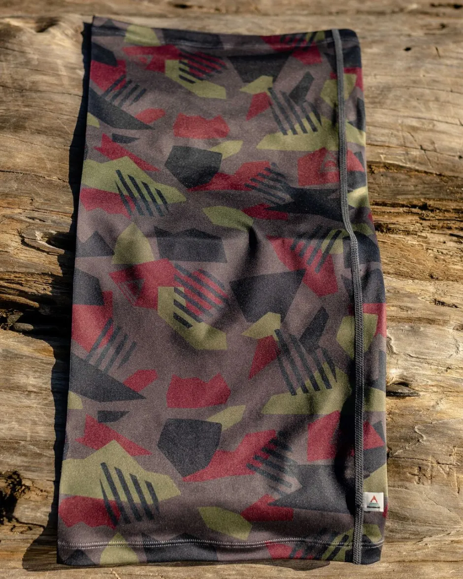 Accessories|Activewear>Passenger Trail Recycled Gaiter Charcoal Camo Pattern