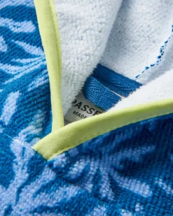 Towels|Changing Robes & Ponchos><noscript><img width=