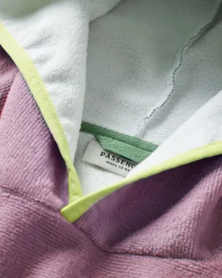 Towels|Changing Robes & Ponchos><noscript><img width=