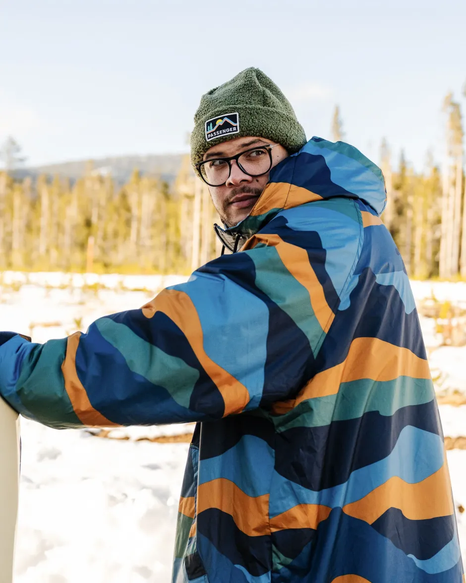 Surf Accessories|Surf Accessories>Passenger Waves Recycled Sherpa Lined Changing Robe Scenic Navy