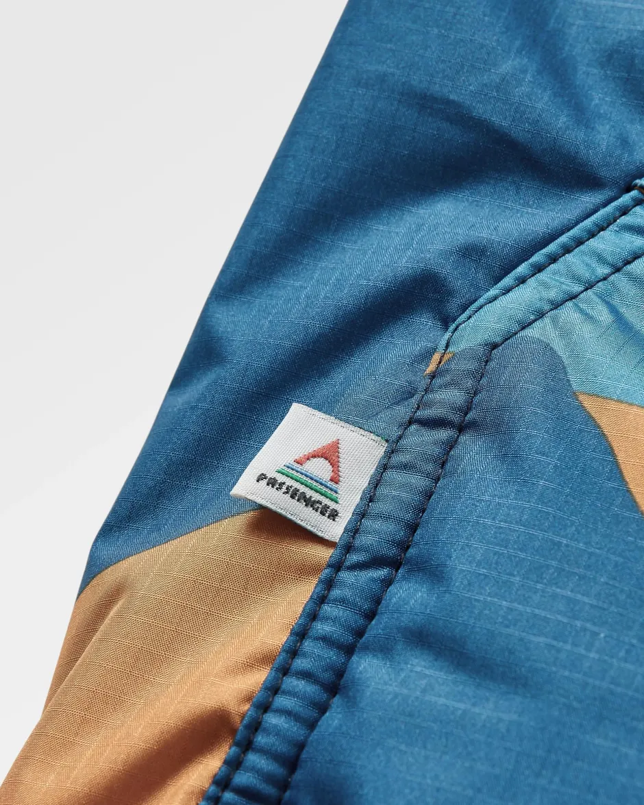 Surf Accessories|Surf Accessories>Passenger Waves Recycled Sherpa Lined Changing Robe Scenic Navy