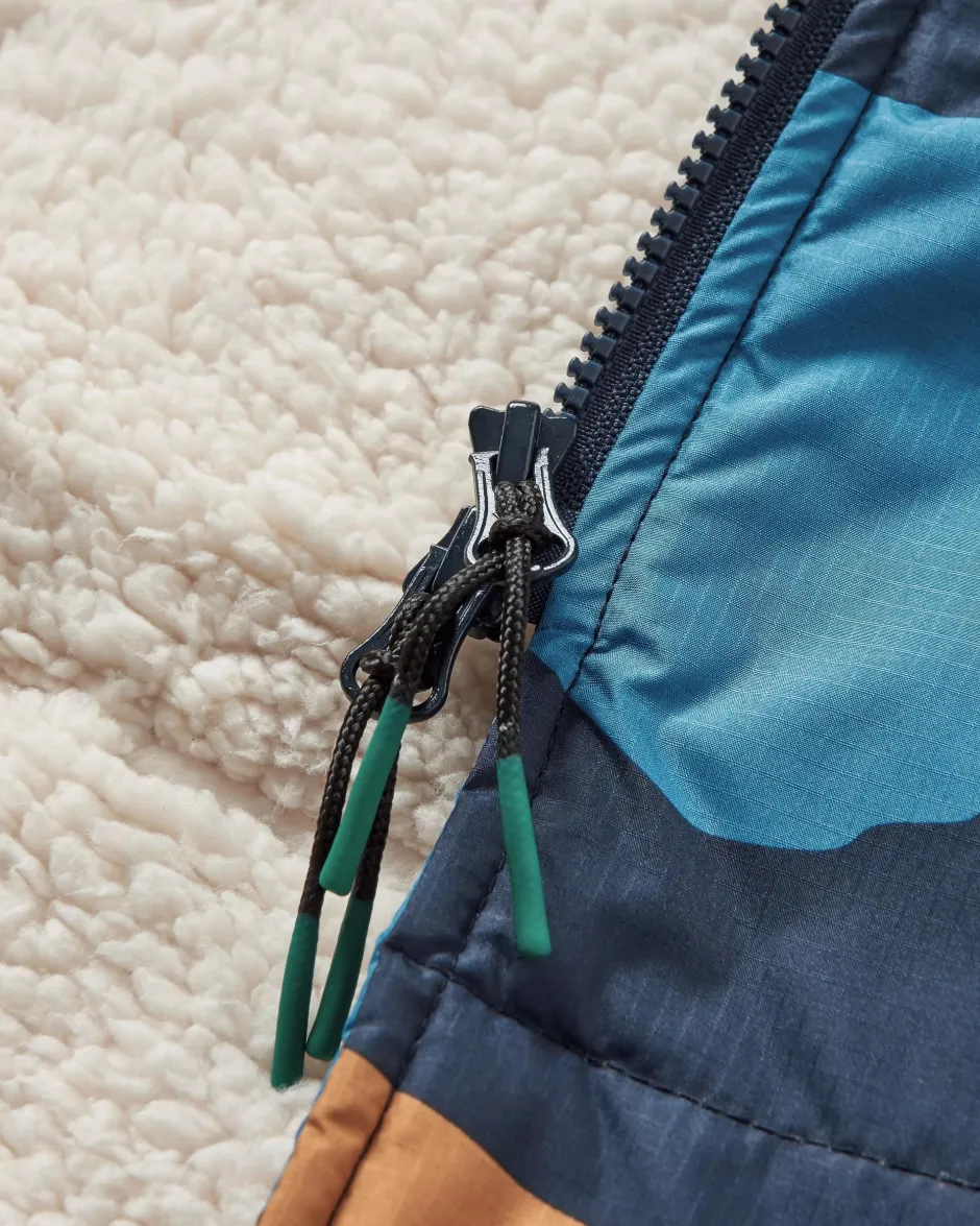 Surf Accessories|Surf Accessories>Passenger Waves Recycled Sherpa Lined Changing Robe Scenic Navy