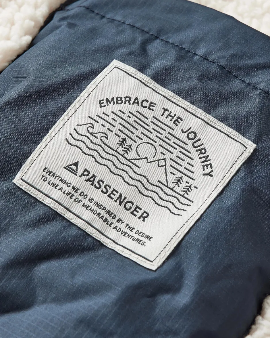 Surf Accessories|Surf Accessories>Passenger Waves Recycled Sherpa Lined Changing Robe Scenic Navy